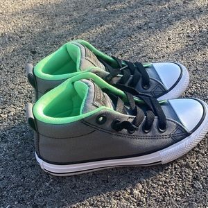 Converse kids sneakers